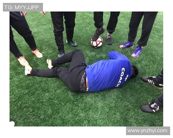 知名足球明星在飞往慈善活动途中遭遇飞机失事引发全球关注与哀悼