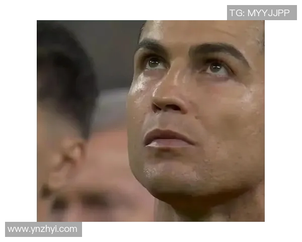 足球明星们热议C罗的传奇生涯与对足球的深远影响